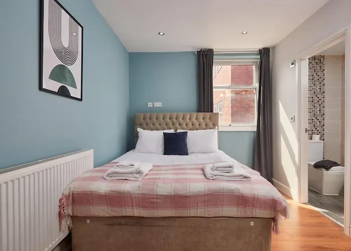 3 Bedroom Flat Leeds