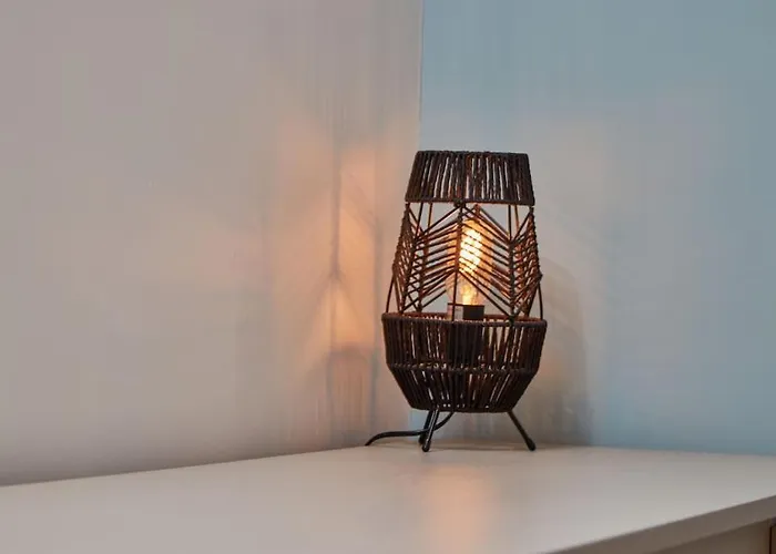 Διαμέρισμα 3 Bedroom Flat *