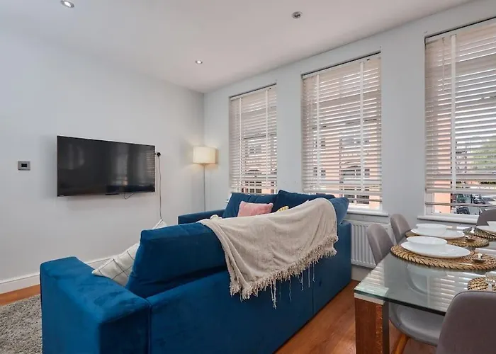 3 Bedroom Flat Διαμέρισμα Λιντς