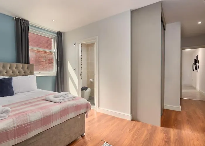 Διαμέρισμα 3 Bedroom Flat *